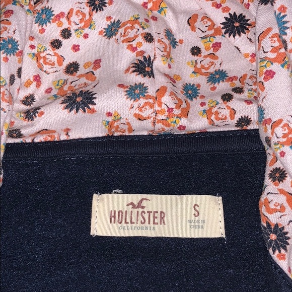 hollister navy blue zip up - Picture 2 of 4